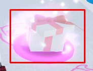 The pink gift box in Pupumart Unboxing